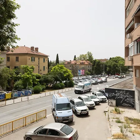 To & Old Town Apartment