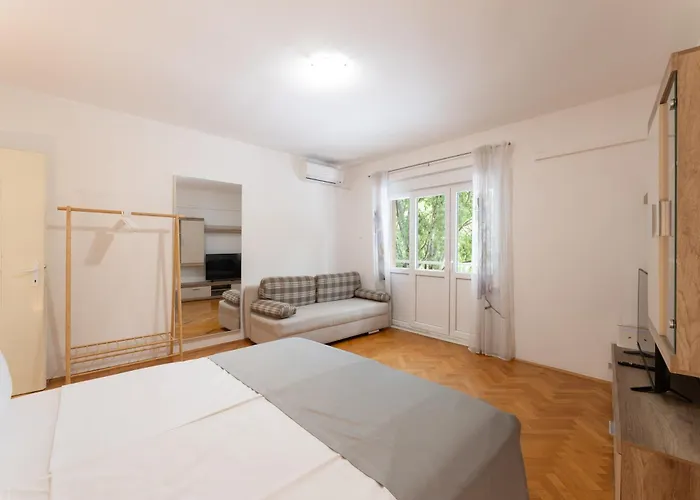 Apartment To & Old Town Split