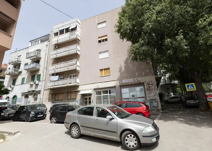 Apartment To & Old Town *